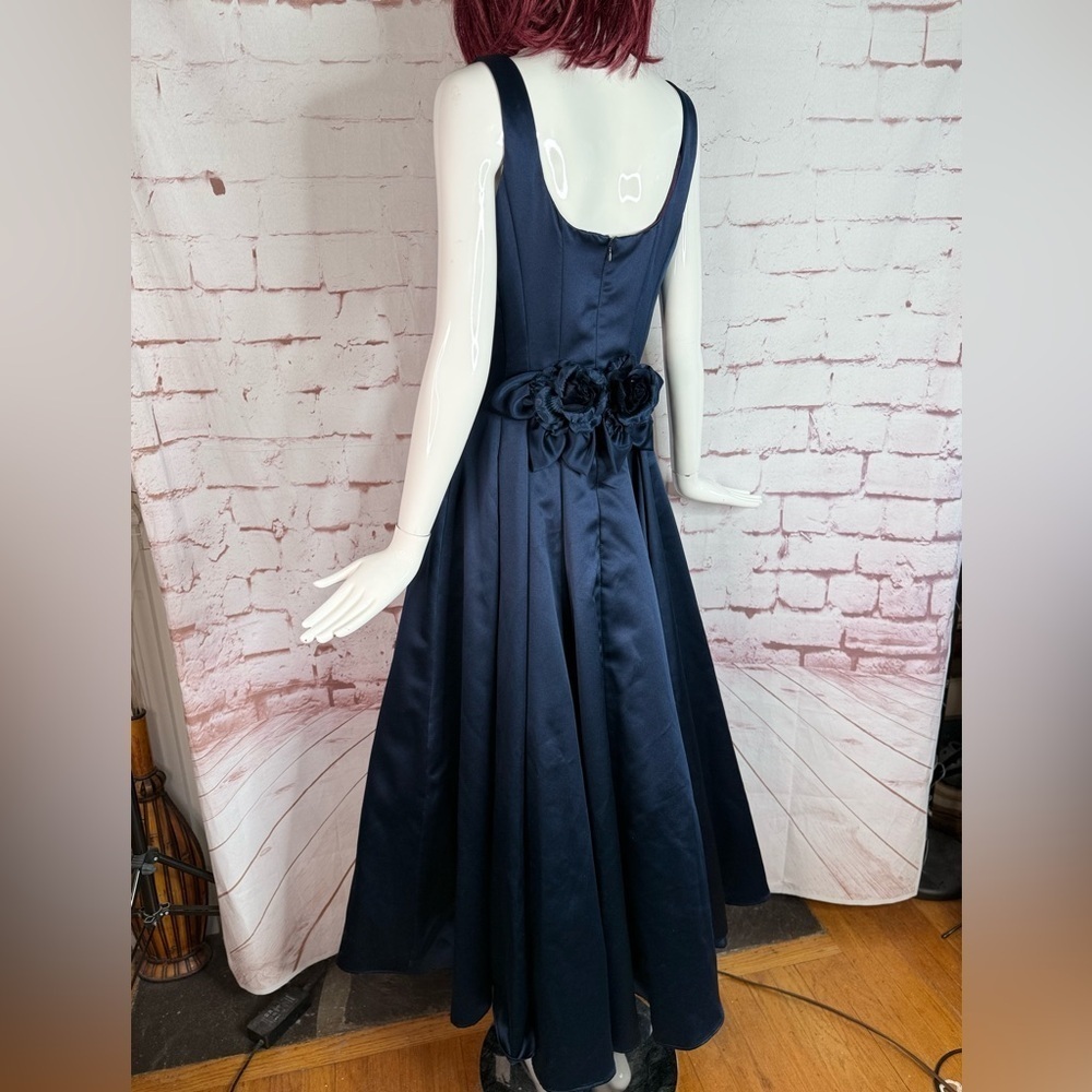 JESSICA McCLINTOCK Navy Satin Floor Length Prom Dress Size 10 Satin Rose Formal - Picture 9 of 16